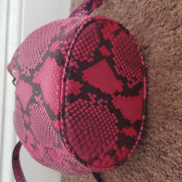 Michael kors snakeprint bucket bag - Picture 4 of 6
